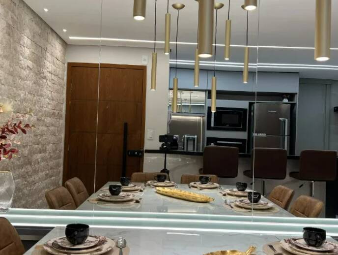 OPORTUNIDADE ÚNICA! APARTAMNTO DE 2 QUARTOS DE ALTO PADRÃO NA SQS 203