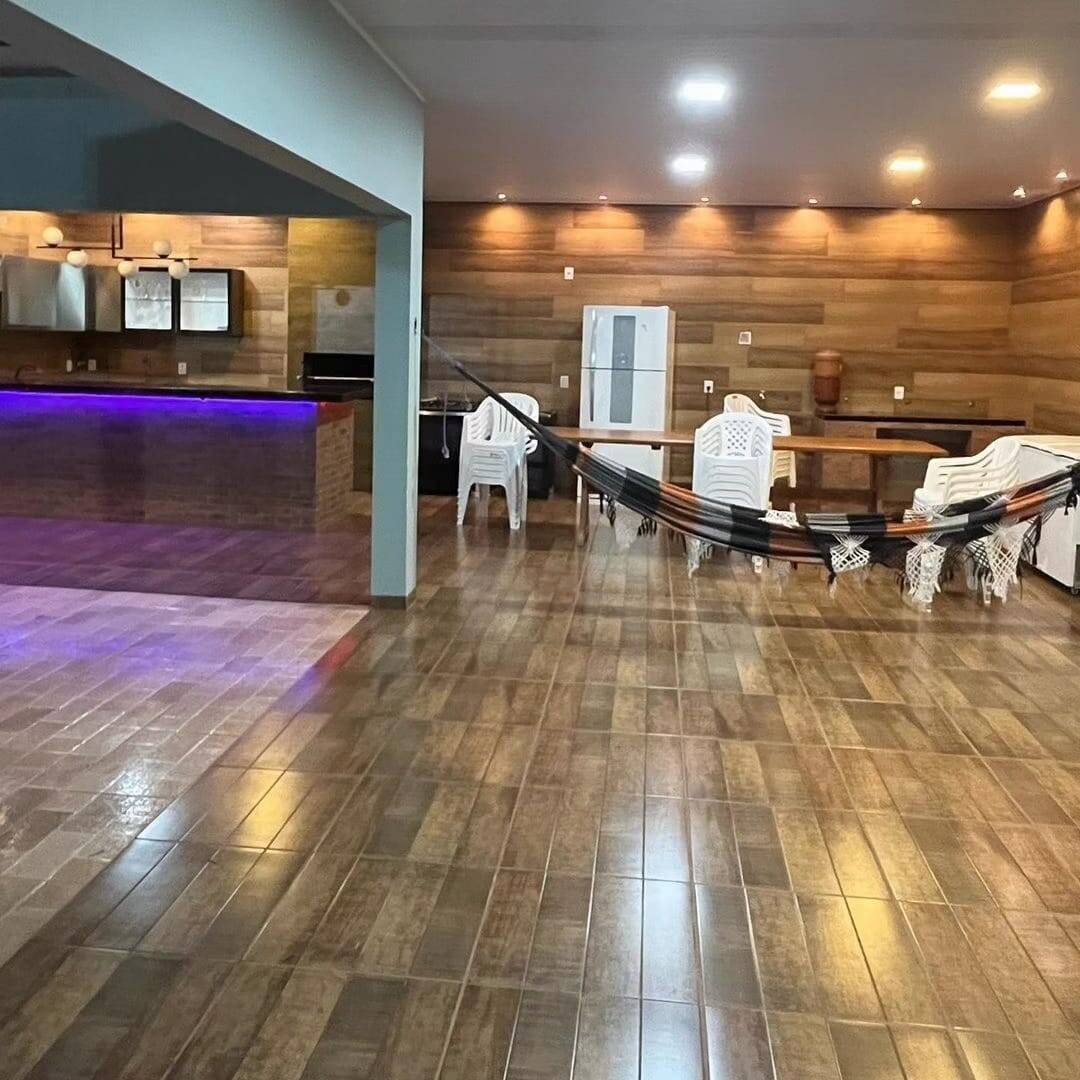 Casa à venda com 4 quartos, 360m² - Foto 4