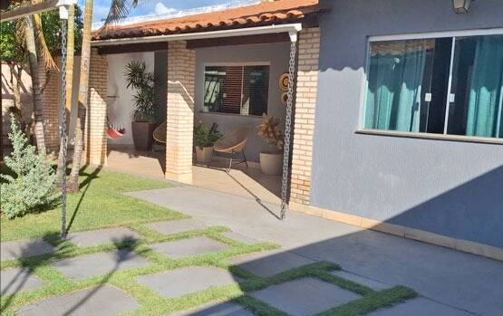 Casa de Condomínio à venda com 3 quartos, 173m² - Foto 1