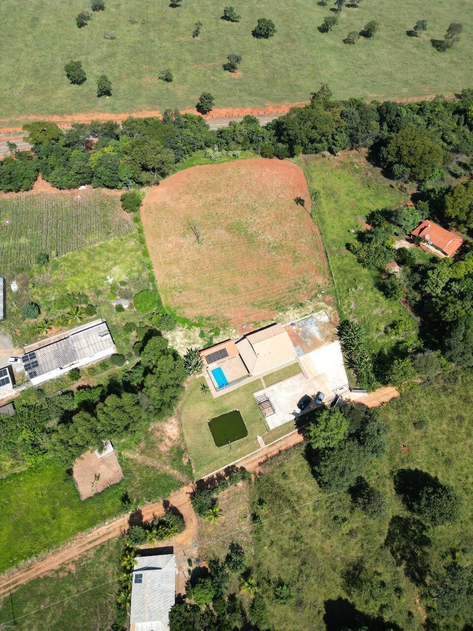 Chácara à venda com 4 quartos, 350m² - Foto 7
