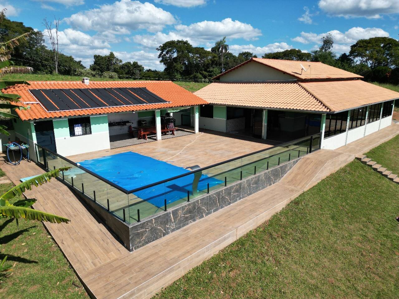 Chácara à venda com 4 quartos, 350m² - Foto 10