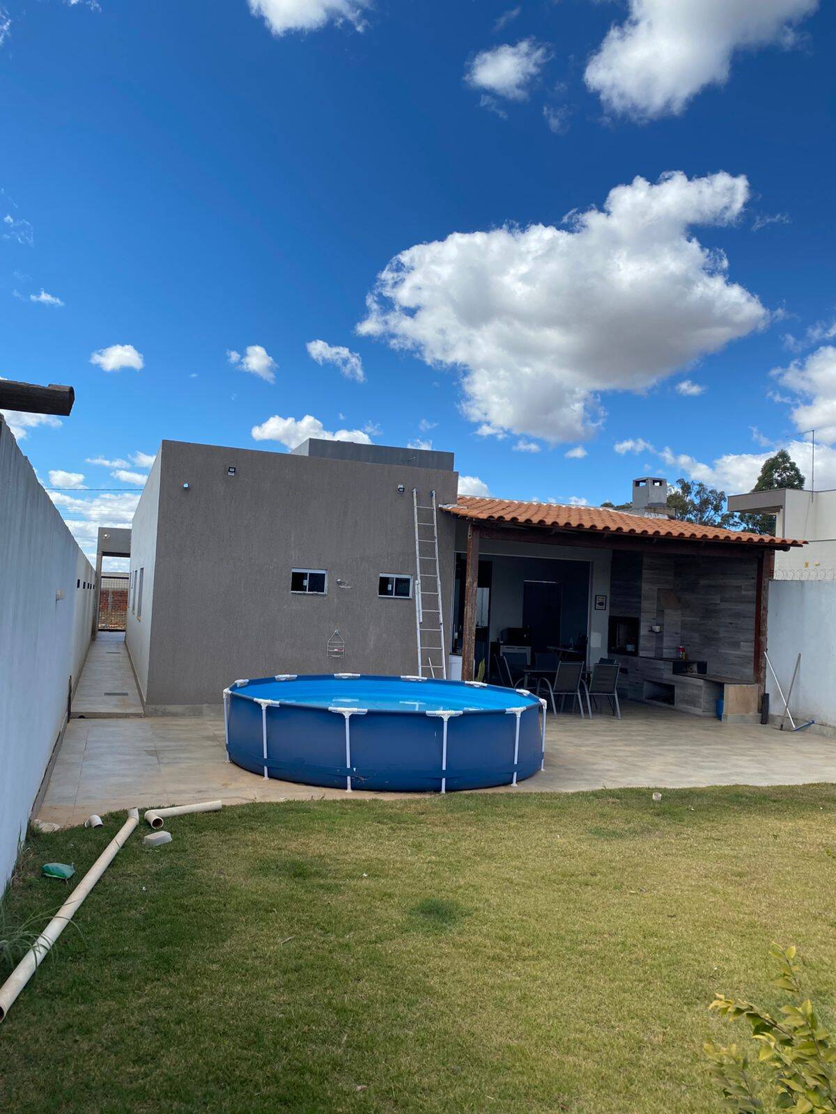 Casa à venda com 3 quartos, 195m² - Foto 4