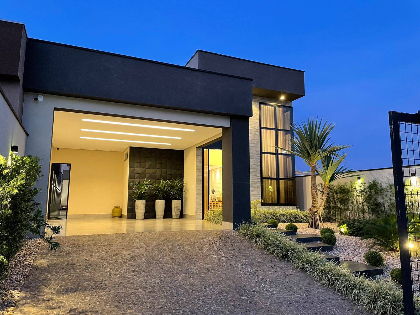 Casa, 3 quartos, 280 m² - Foto 1