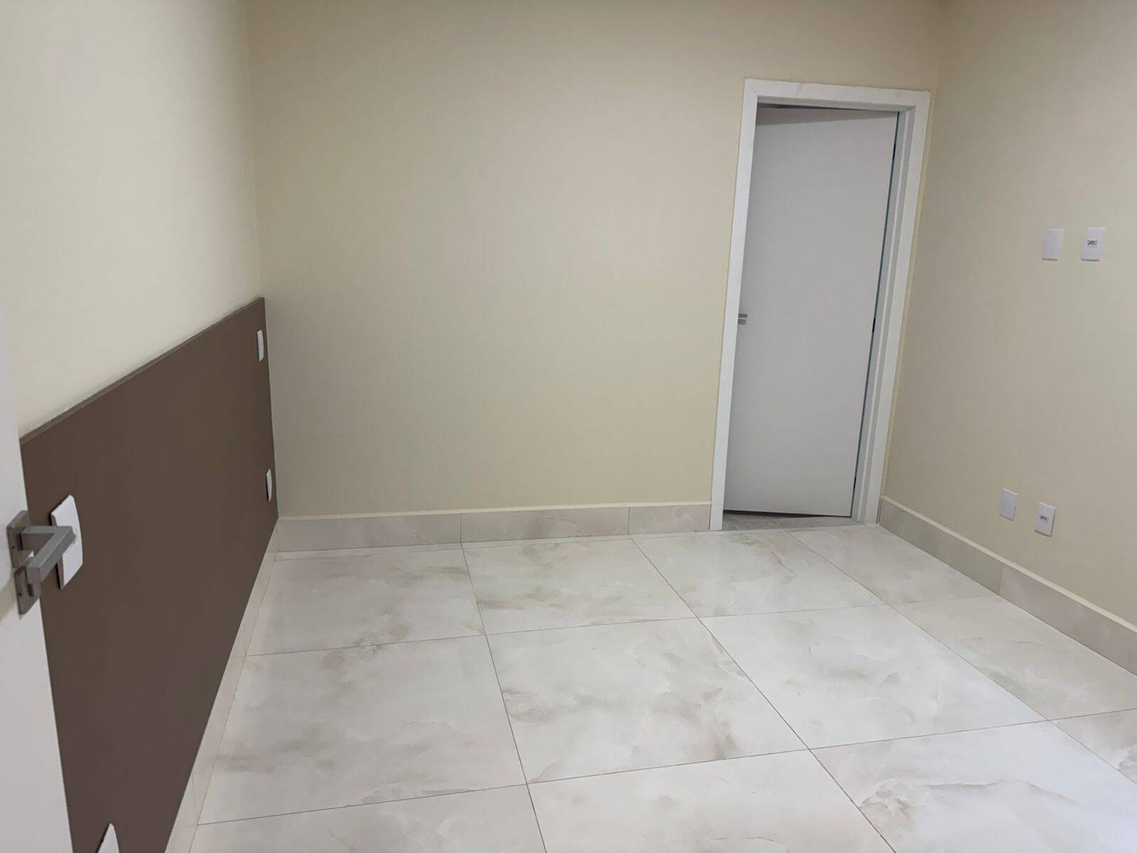 Casa, 4 quartos, 250 m² - Foto 3